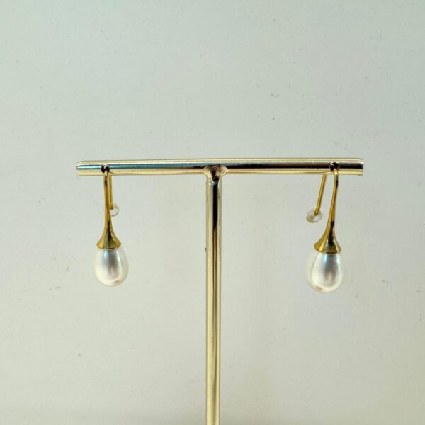 Pendiente lágrima perla