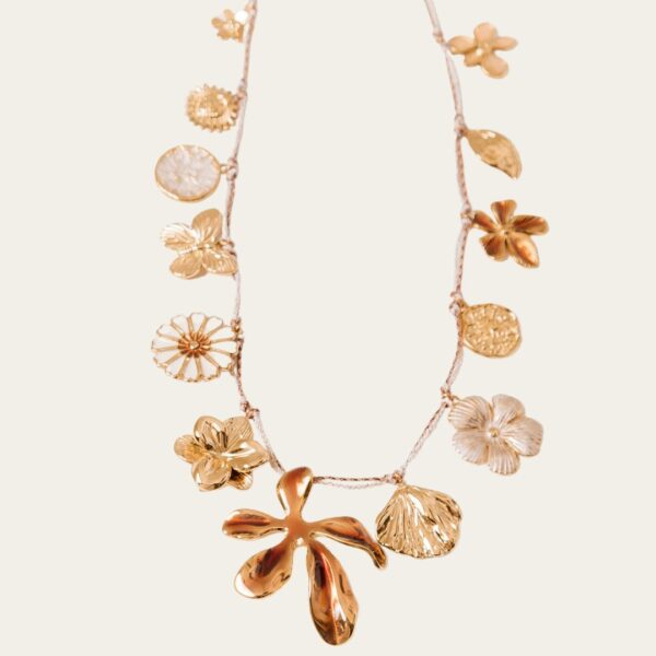 Collar petal charms