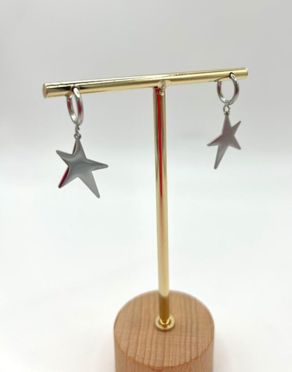 Pendientes estrella mediana